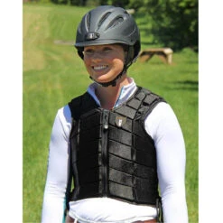 Tipperary Eventer Safety Vest -Equine Elegance 1015 Eventer Lifestyle 1 1024x1024 2x f82dfb73 0f82 49e2 841a 68c3fd3c55c7