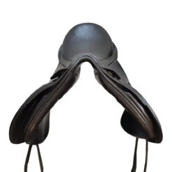 JRD Saddlery Bella 17" Used Dressage Saddle -Equine Elegance D586 JRD Bella 17in Reg blk 06