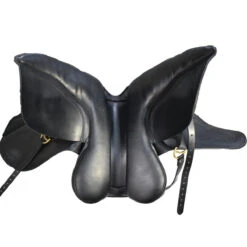 Hulseboss WB4 17.5" Narrow Used Dressage Saddle -Equine Elegance D614 btm